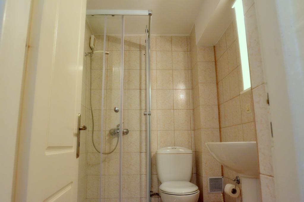 Glyfada Gorgona Apartments Zewnętrze zdjęcie