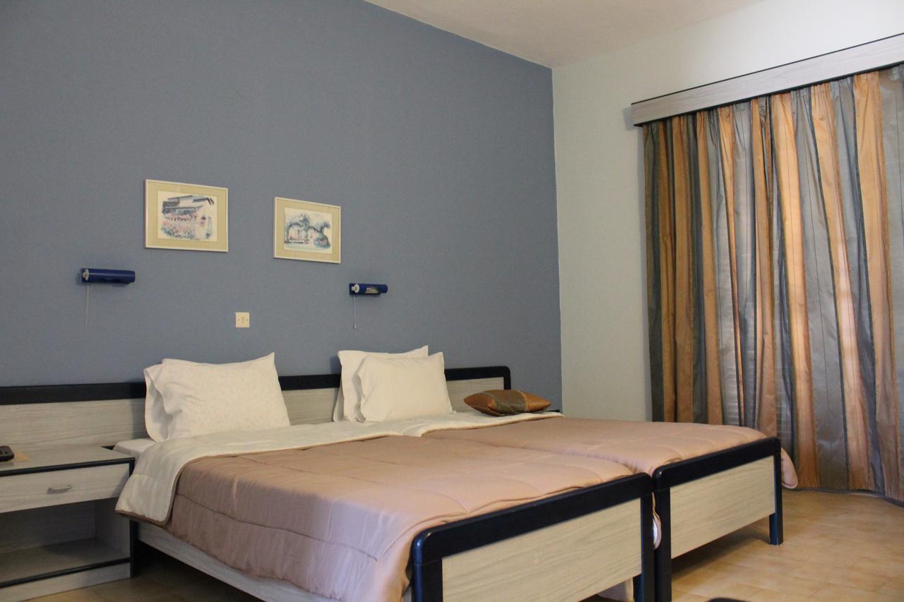 Glyfada Gorgona Apartments Zewnętrze zdjęcie