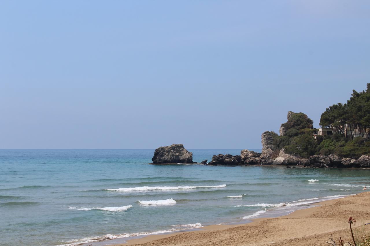Glyfada Gorgona Apartments Zewnętrze zdjęcie