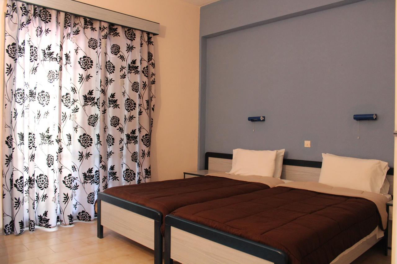 Glyfada Gorgona Apartments Zewnętrze zdjęcie